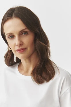 BAWEŁNIANY T-SHIRT OVERSIZE — CARLA