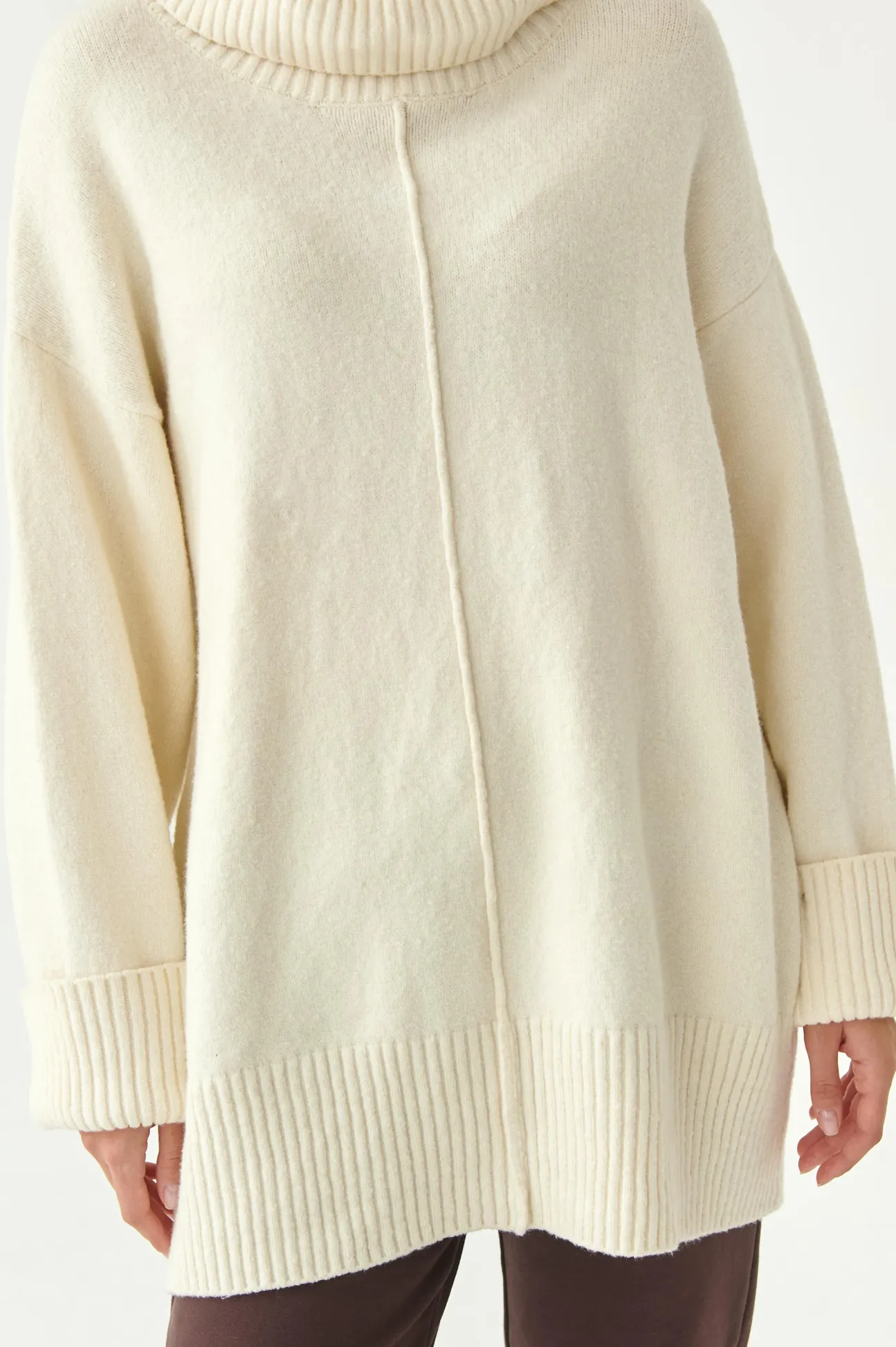DAMSKI SWETER Z GOLFEM VELA