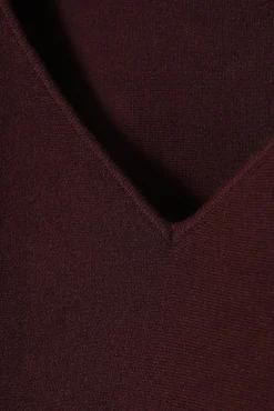 DAMSKI SWETER Z SZEROKIM RĘKAWEM I DEKOLTEM W SEREK — RAFIA