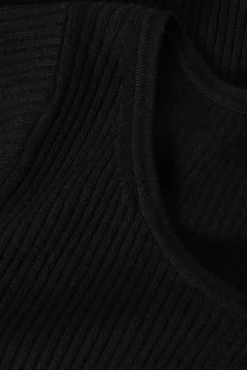 DOPASOWANY SWETER DAMSKI Z DZIANINY PRĄŻKOWANEJ - RIBA