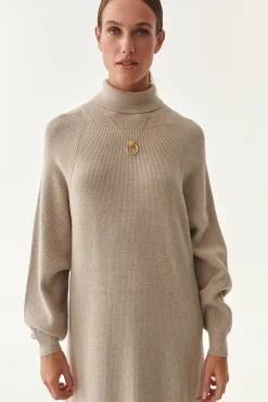 DZIANINOWA SUKIENKA OVERSIZE RONESI