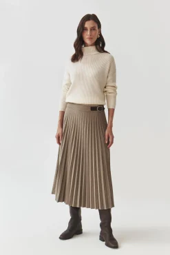 KLASYCZNY DAMSKI SWETER Z GOLFEM Z WEŁNY MERINO — BLANCHE