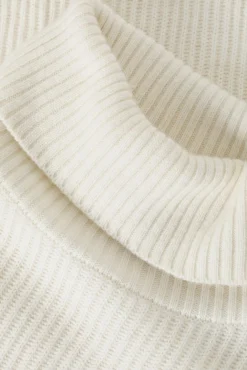 KLASYCZNY DAMSKI SWETER Z GOLFEM Z WEŁNY MERINO — BLANCHE