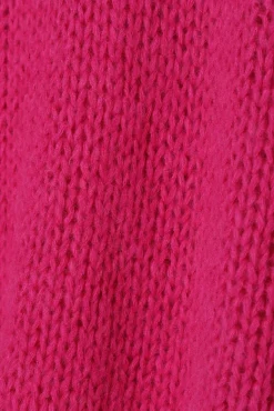 LUŹNY SWETER DAMSKI Z WYRAŹNYM SPLOTEM BAJANA