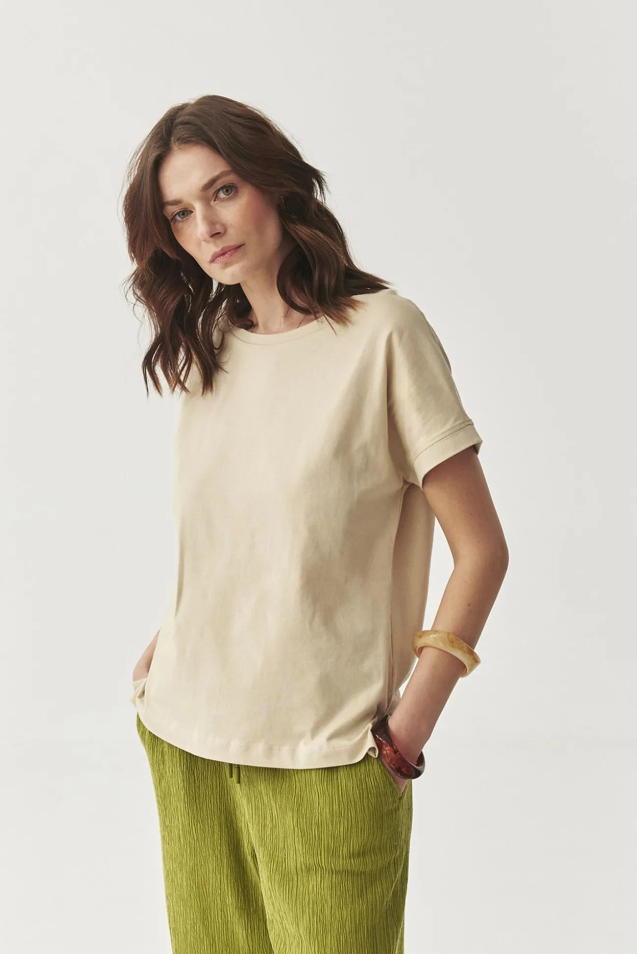 LUŹNY T-SHIRT Z BAWEŁNY - ANOKO 1