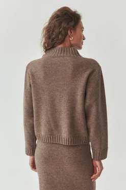OVERSIZOWY SWETER DAMSKI Z PÓŁGOLFEM - MALMANA 2