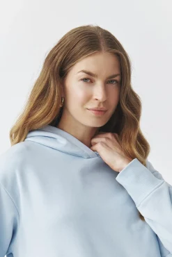 PASTELOWA BLUZA Z KAPTUREM — NULA