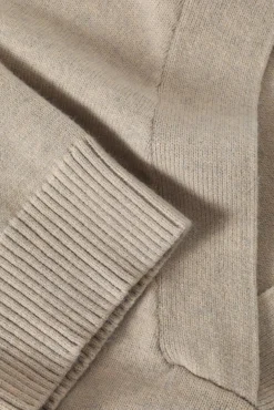 PONADCZASOWY SWETER DAMSKI Z SZEROKIM RĘKAWEM — MIU