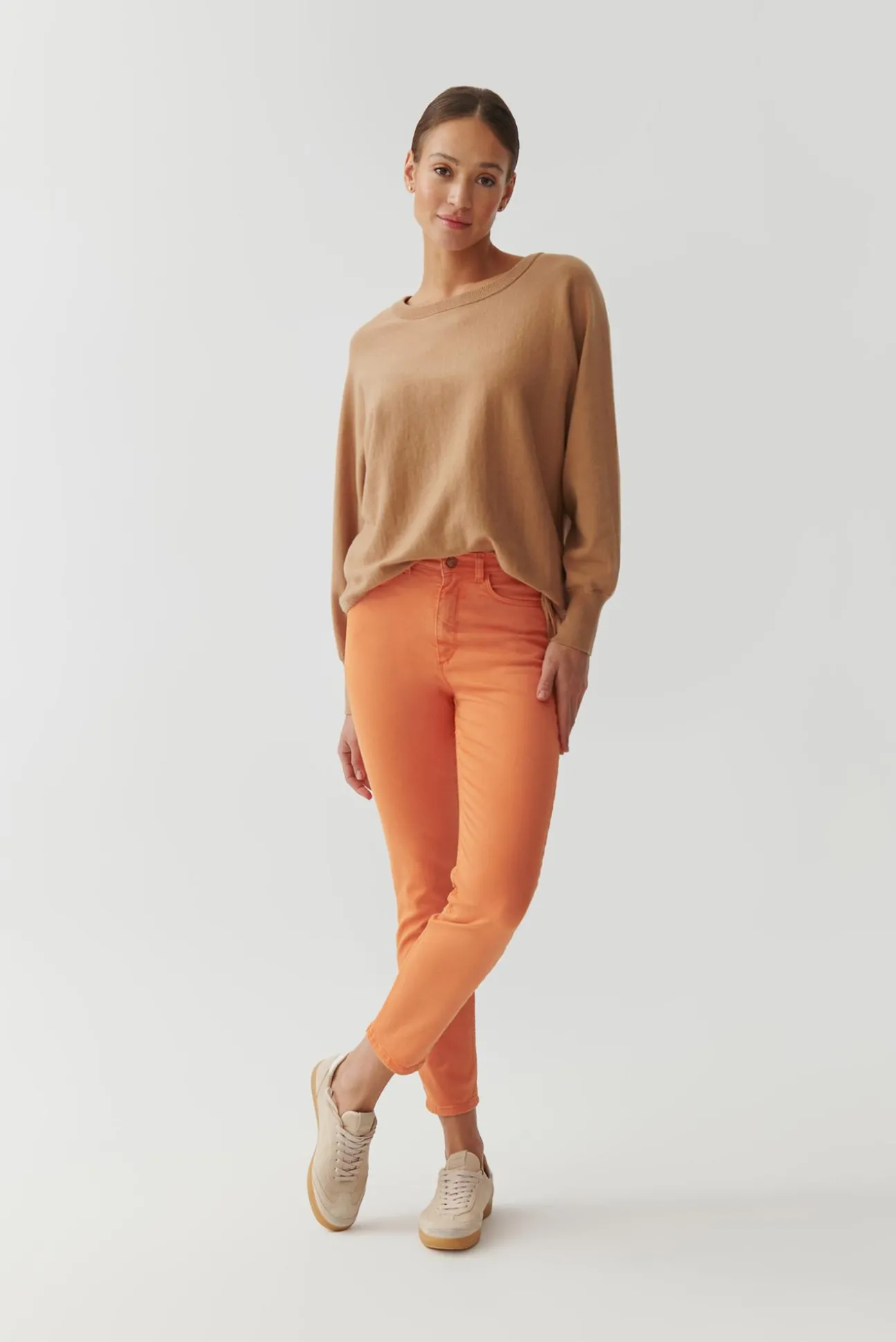 SPODNIE DAMSKIE O KROJU REGULAR FIT - ROMIKI