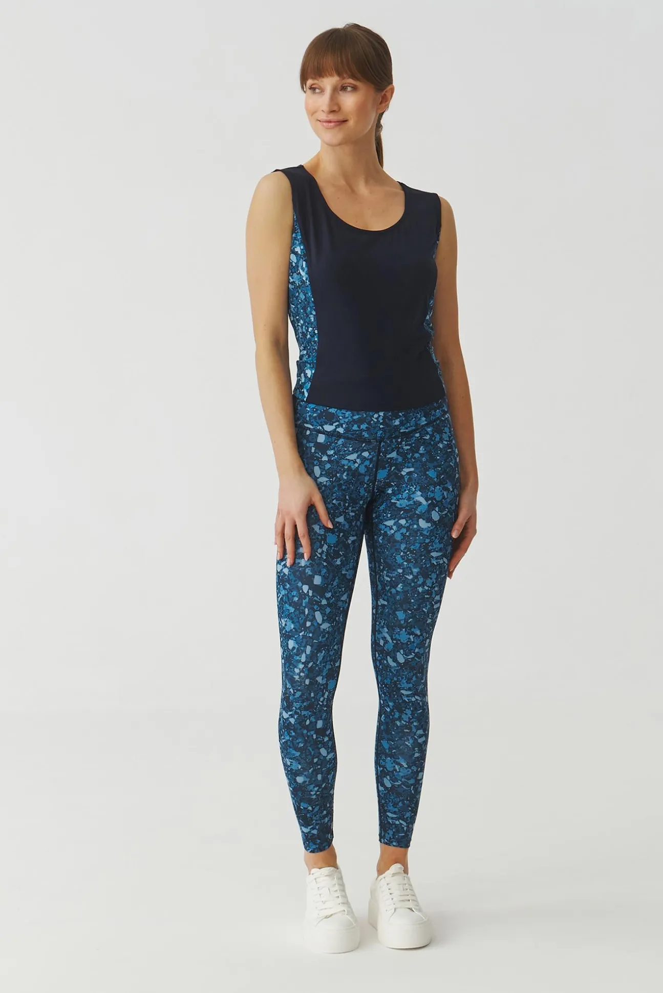 SPORTOWE SPODNIE DAMSKIE TYPU LEGGINSY - LEA 1
