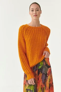 SWETER DAMSKI O WYRAŹNYM SPLOCIE NITERO