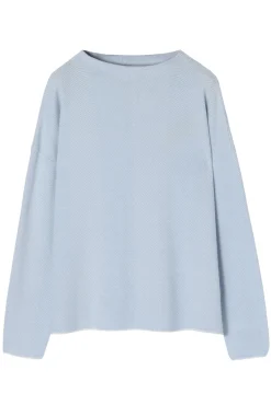 SWETER DAMSKI W JODEŁKĘ FAMALA