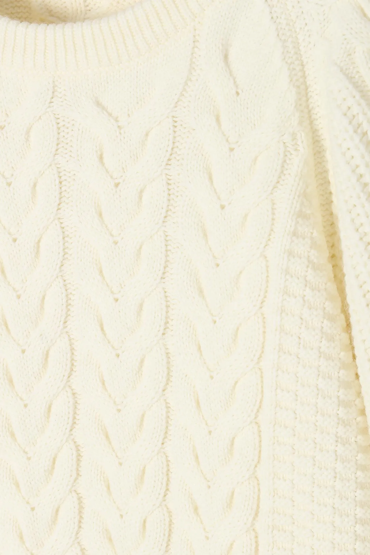 SWETER DAMSKI Z FANTAZYJNYM SPLOTEM SAMOLO