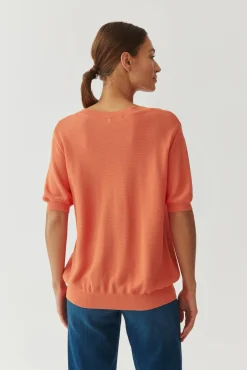 SWETER DAMSKI Z KRÓTKIM RĘKAWEM I DEKOLTEM W SEREK - FOKIA