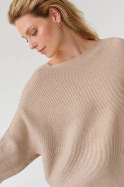 SWETER DAMSKI Z RĘKAWEM KIMONOWYN MENTROLI