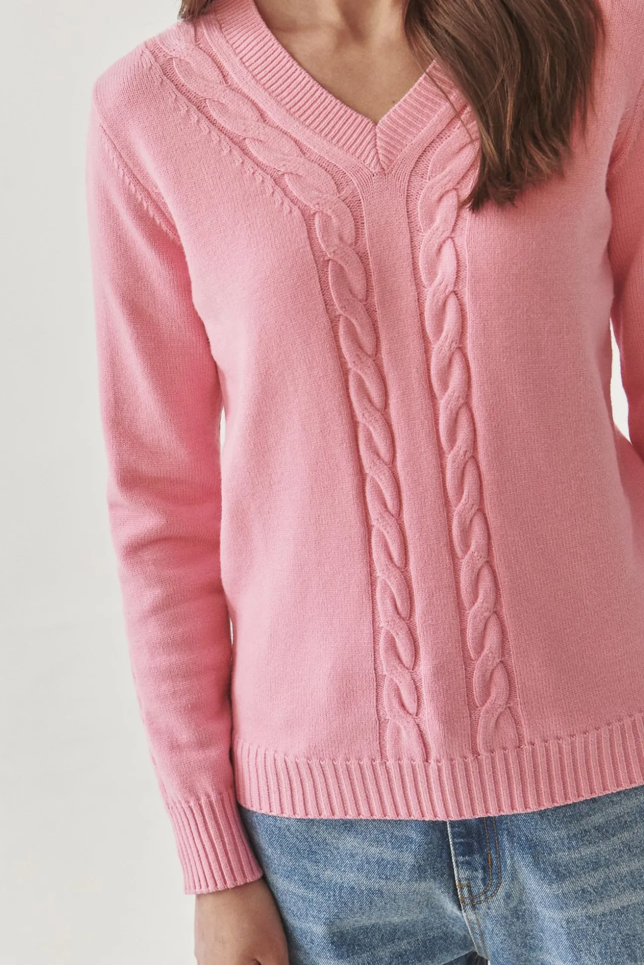 SWETER DAMSKI Z WARKOCZOWYM SPLOTEM - WIRA