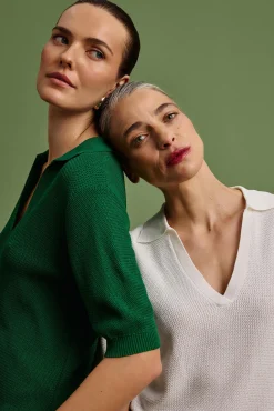 SWETER Z WISKOZOWEJ PRZĘDZY — HAZEL