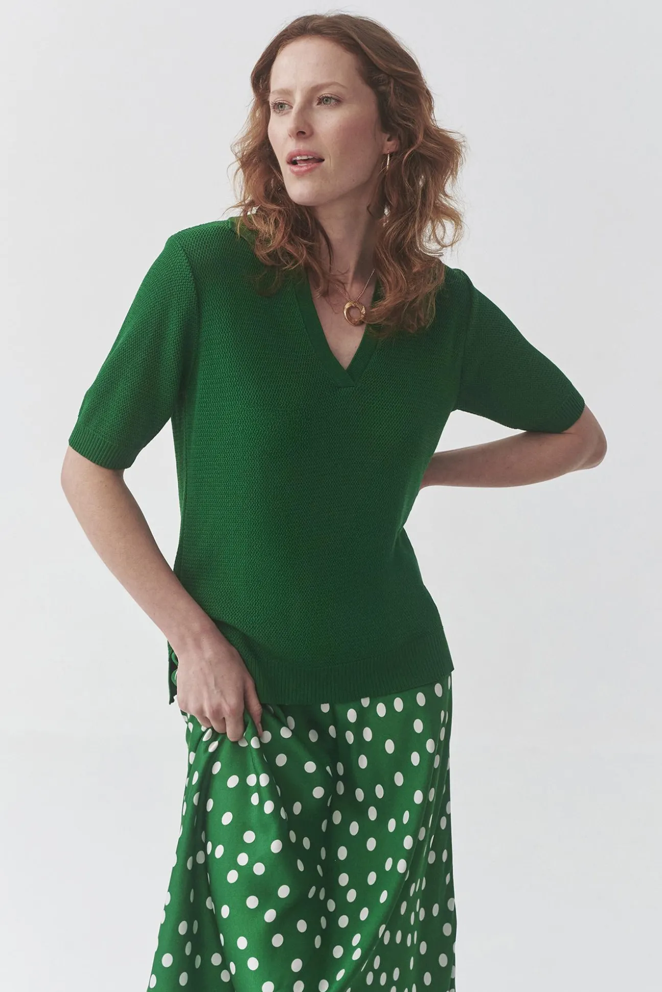 SWETER Z WISKOZOWEJ PRZĘDZY — HAZEL