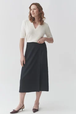 SWETER Z WISKOZOWEJ PRZĘDZY — HAZEL