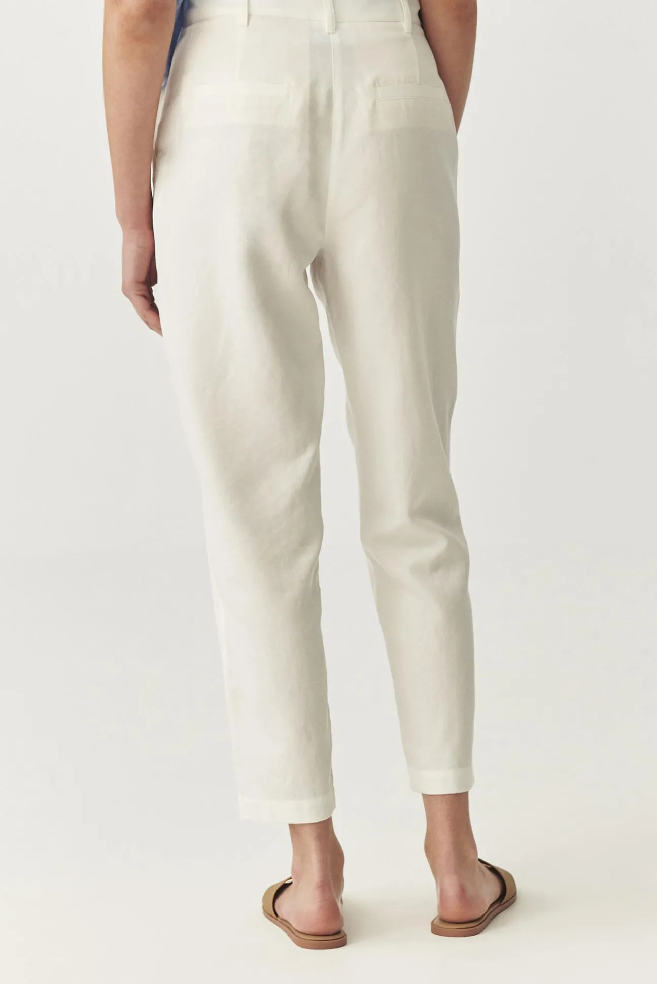 TKANINOWE SPODNIE Z PROSTĄ NOGAWKĄ - VERONIKO 1