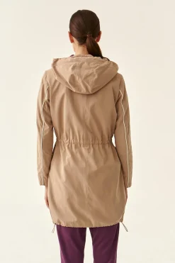 WIOSENNA PARKA IMPLODI